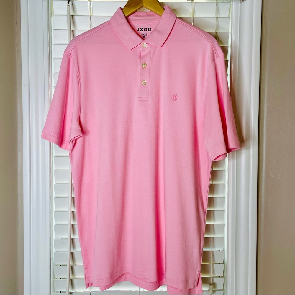IZOD MENS POLO STYLE SIZE MEDIUM SOFT PINK LIKE NEW GREAT SUMMER SHIRT
